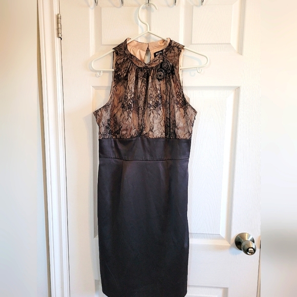 Allen B. Dress Size 8. - Picture 1 of 6